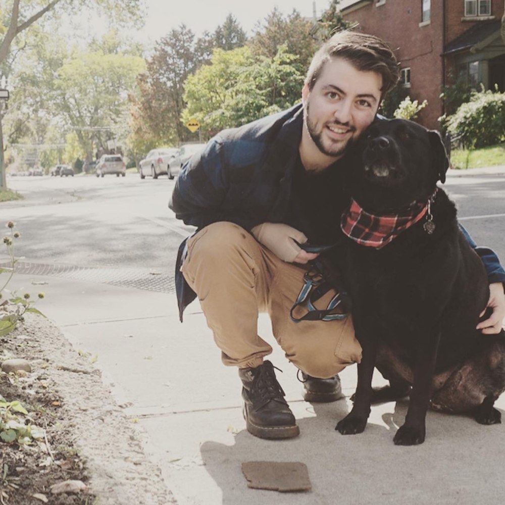 Meet your Posher, Max